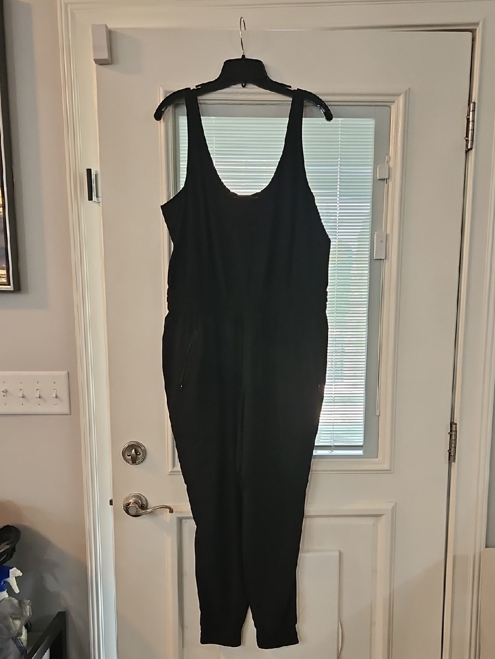 Athleta Black Scoop-Neck Tank